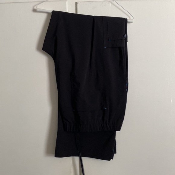 Black scrubs HH 360 by Healing hands with pants XL